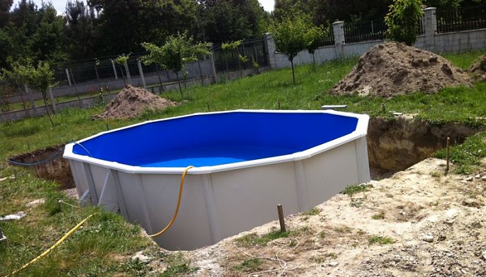 Cómo enterrar una piscina desmontable