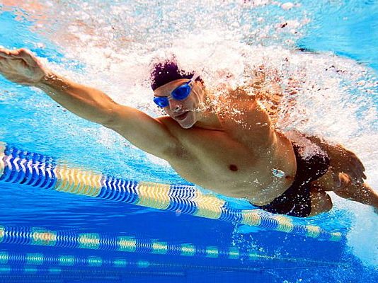 Qué Hacer en la Piscina Cuando te Aburres